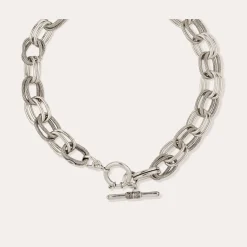 Collier Bell
